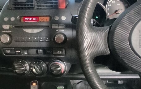 Honda Fit III, 2002 год, 333 000 рублей, 6 фотография