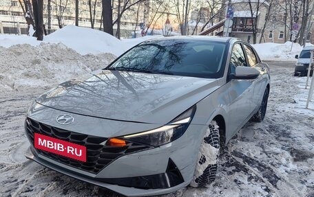 Hyundai Elantra, 2021 год, 1 790 000 рублей, 3 фотография