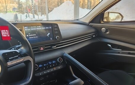 Hyundai Elantra, 2021 год, 1 790 000 рублей, 8 фотография