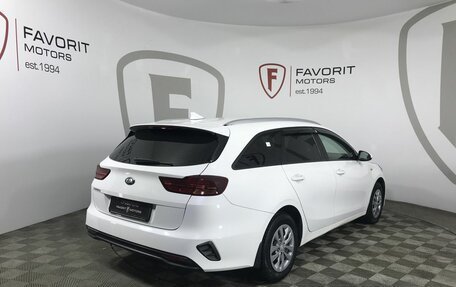 KIA cee'd III, 2021 год, 1 599 000 рублей, 6 фотография