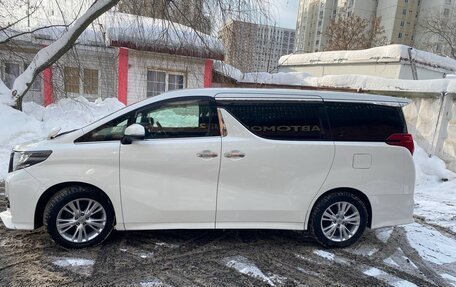 Toyota Alphard III, 2017 год, 3 750 000 рублей, 3 фотография