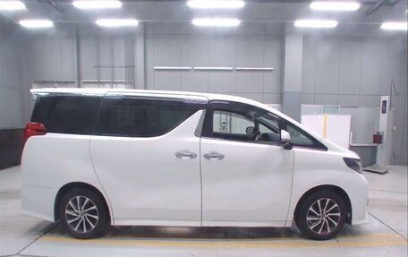 Toyota Alphard III, 2017 год, 3 750 000 рублей, 25 фотография