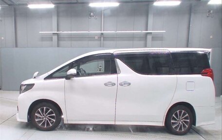 Toyota Alphard III, 2017 год, 3 750 000 рублей, 24 фотография