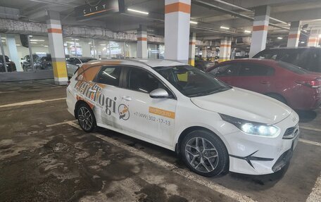 KIA cee'd III, 2022 год, 2 000 000 рублей, 3 фотография