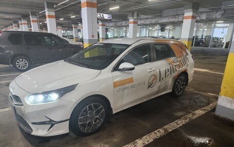 KIA cee'd III, 2022 год, 2 000 000 рублей, 2 фотография