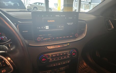 KIA cee'd III, 2022 год, 2 000 000 рублей, 8 фотография