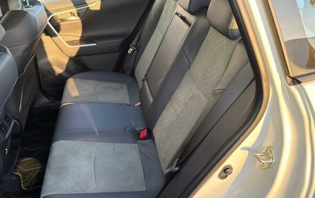 Toyota RAV4, 2025 год, 4 799 000 рублей, 14 фотография