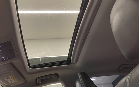 Lexus RX IV рестайлинг, 2017 год, 5 200 000 рублей, 8 фотография