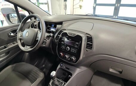 Renault Kaptur I рестайлинг, 2019 год, 1 785 000 рублей, 8 фотография