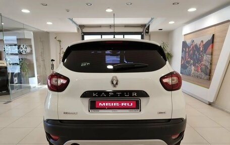 Renault Kaptur I рестайлинг, 2019 год, 1 785 000 рублей, 5 фотография