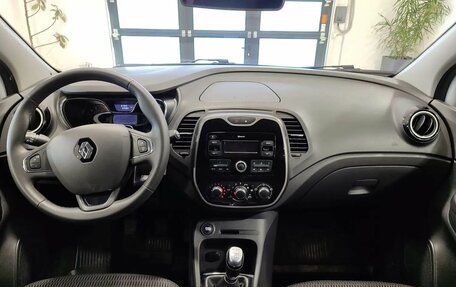 Renault Kaptur I рестайлинг, 2019 год, 1 785 000 рублей, 16 фотография