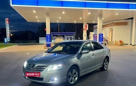 Toyota Camry, 2007 год, 900 000 рублей, 6 фотография