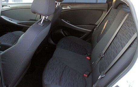 Hyundai Solaris II рестайлинг, 2015 год, 849 000 рублей, 14 фотография