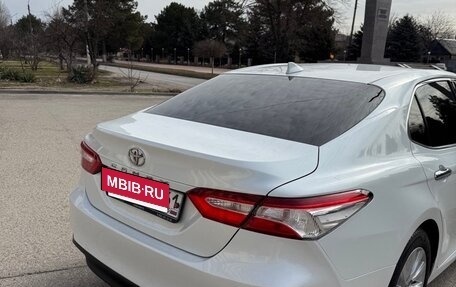 Toyota Camry, 2018 год, 2 550 000 рублей, 5 фотография