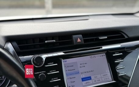 Toyota Camry, 2018 год, 2 550 000 рублей, 13 фотография