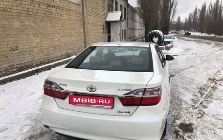 Toyota Camry, 2017 год, 2 690 000 рублей, 3 фотография
