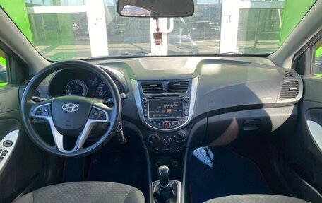 Hyundai Solaris II рестайлинг, 2013 год, 609 000 рублей, 9 фотография