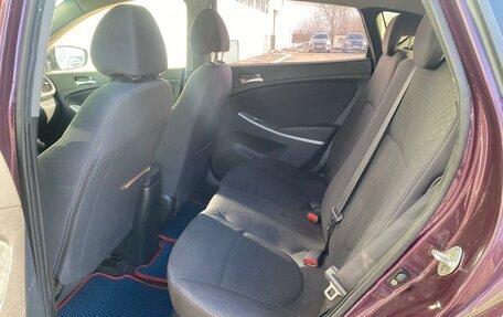 Hyundai Solaris II рестайлинг, 2013 год, 609 000 рублей, 13 фотография