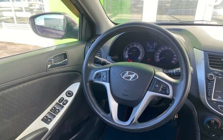 Hyundai Solaris II рестайлинг, 2013 год, 609 000 рублей, 10 фотография