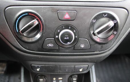 Hyundai Solaris II рестайлинг, 2018 год, 1 279 000 рублей, 12 фотография