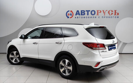 Hyundai Santa Fe III рестайлинг, 2017 год, 2 199 000 рублей, 2 фотография