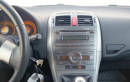 Toyota Auris II, 2008 год, 750 000 рублей, 13 фотография