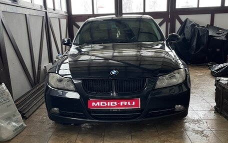 BMW 3 серия, 2006 год, 949 000 рублей, 1 фотография