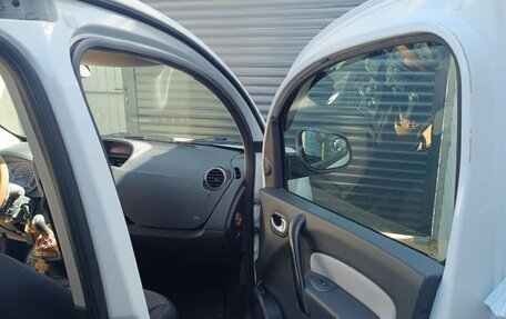 Renault Kangoo II рестайлинг, 2013 год, 1 100 000 рублей, 14 фотография