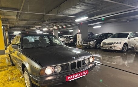 BMW 5 серия, 1988 год, 190 000 рублей, 3 фотография