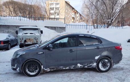 KIA Rio III рестайлинг, 2013 год, 580 000 рублей, 2 фотография