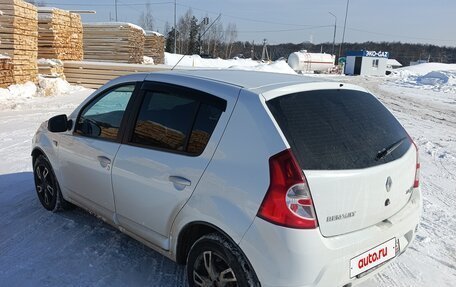 Renault Sandero I, 2013 год, 435 000 рублей, 3 фотография