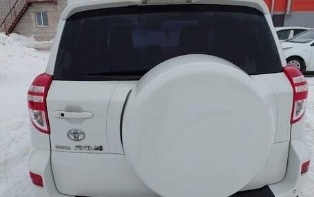 Toyota RAV4, 2011 год, 1 400 000 рублей, 2 фотография