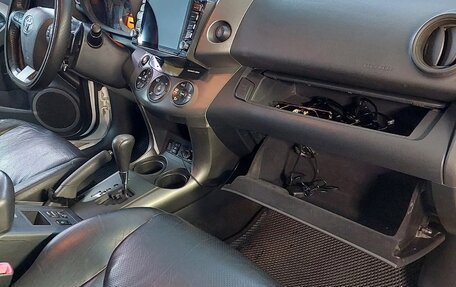 Toyota RAV4, 2011 год, 1 400 000 рублей, 8 фотография