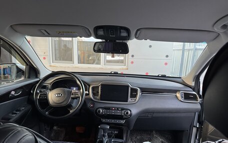 KIA Sorento III Prime рестайлинг, 2018 год, 3 000 000 рублей, 3 фотография