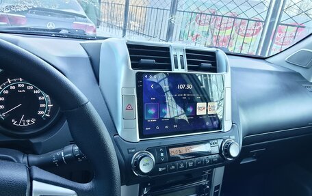 Toyota Land Cruiser Prado 150 рестайлинг 2, 2012 год, 3 080 000 рублей, 4 фотография