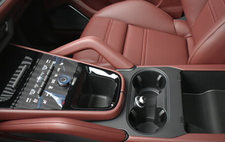 Porsche Cayenne III, 2025 год, 19 990 000 рублей, 22 фотография