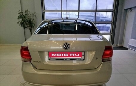 Volkswagen Polo VI (EU Market), 2011 год, 720 000 рублей, 5 фотография