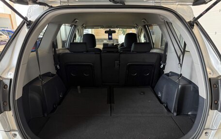 Toyota Wish II, 2012 год, 1 599 999 рублей, 20 фотография