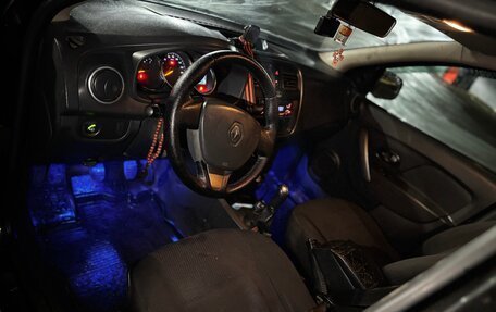 Renault Logan II, 2014 год, 570 000 рублей, 14 фотография