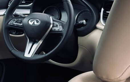 Infiniti QX50 II, 2018 год, 3 000 000 рублей, 18 фотография