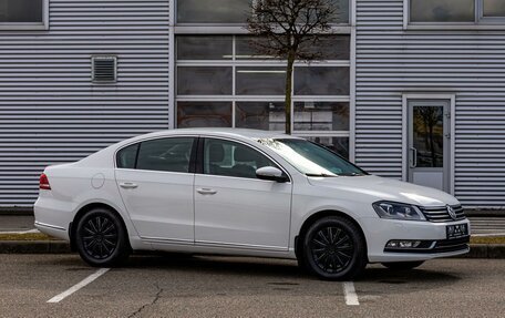 Volkswagen Passat B7, 2013 год, 1 155 000 рублей, 3 фотография