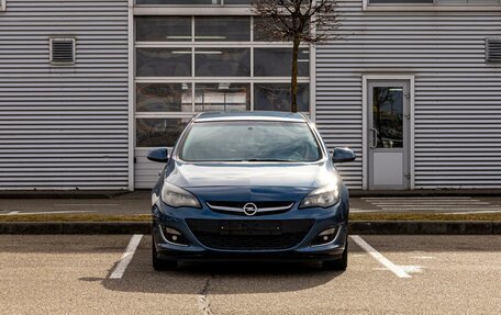 Opel Astra J, 2014 год, 795 000 рублей, 2 фотография