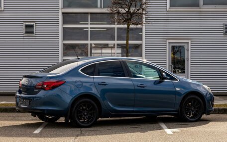 Opel Astra J, 2014 год, 795 000 рублей, 6 фотография