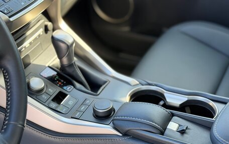 Lexus NX I, 2015 год, 2 990 000 рублей, 13 фотография