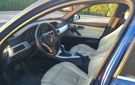 BMW 3 серия, 2007 год, 900 000 рублей, 10 фотография