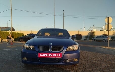 BMW 3 серия, 2007 год, 900 000 рублей, 2 фотография