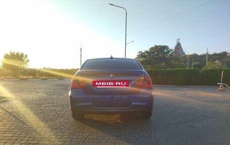 BMW 3 серия, 2007 год, 900 000 рублей, 6 фотография