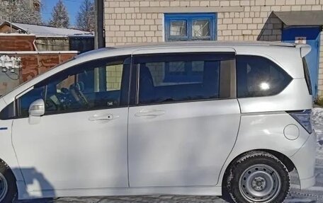 Honda Freed I, 2013 год, 1 280 000 рублей, 1 фотография