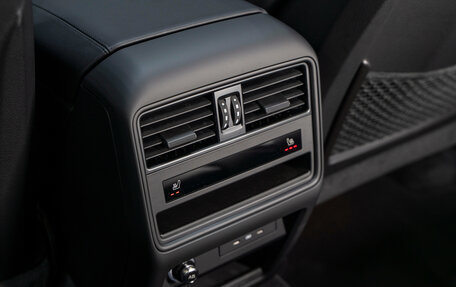 Porsche Cayenne III, 2023 год, 17 700 000 рублей, 18 фотография