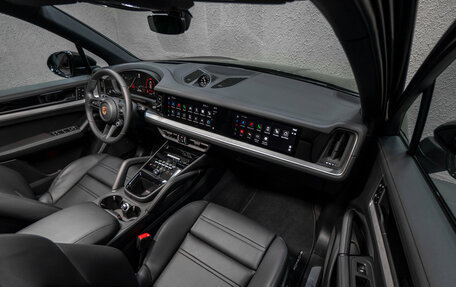 Porsche Cayenne III, 2023 год, 17 700 000 рублей, 25 фотография